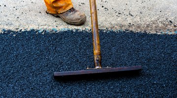 Tips for Using Cold-Patch Asphalt With Cement Powder